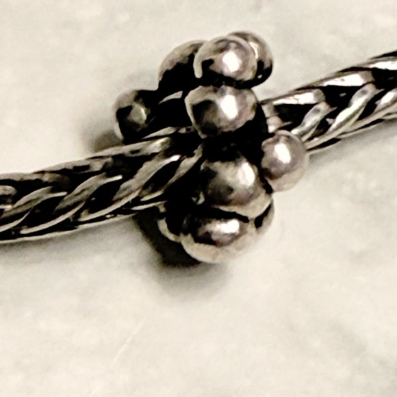 Trollbeads Cell Sterling Charm - Picture 5 of 5